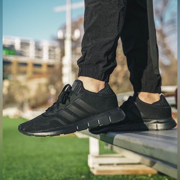 ADIDAS Swift Run X Triple black Size 14 - Picture 12 of 12